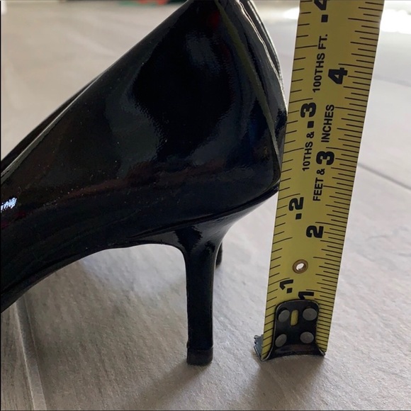 MICHAEL KORS HEELS - Picture 7 of 9